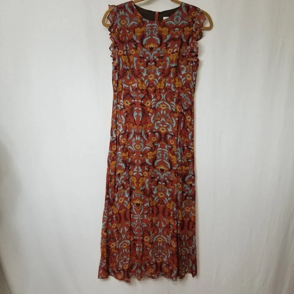 Line & Dot Fall Dress